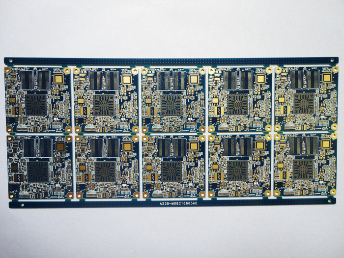 PCB�x���ʹ�Ïͺϻ����~��r��ԓ�؄eע��Ć��}